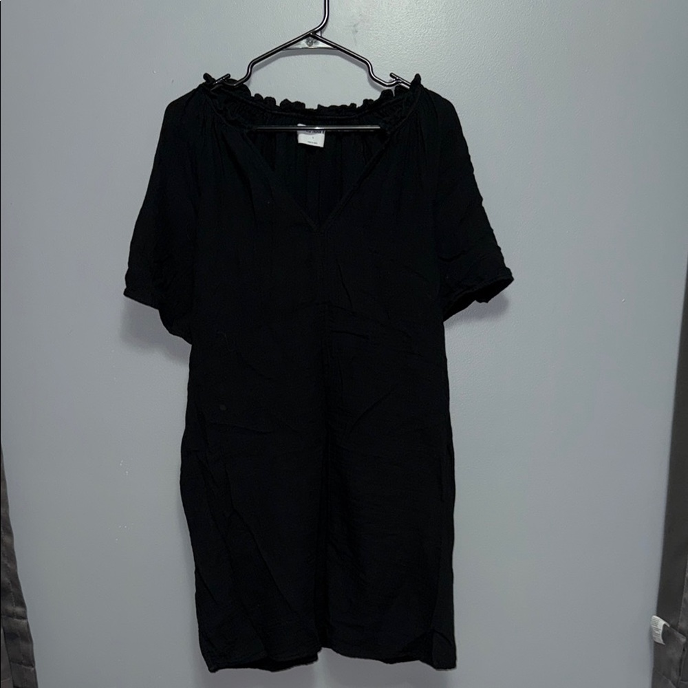 Old Navy Black Ruffled Short Sleeve Dress